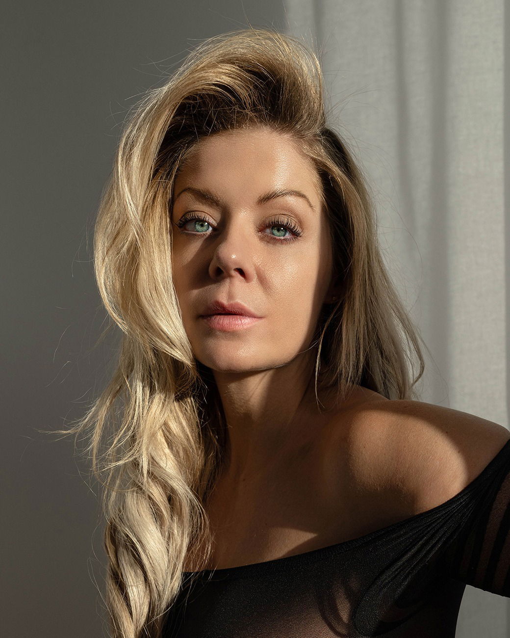 Miss Mia Fit - Danish Sensual & Artistic Model on OnlyFans