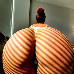 Hot and Curvy Model